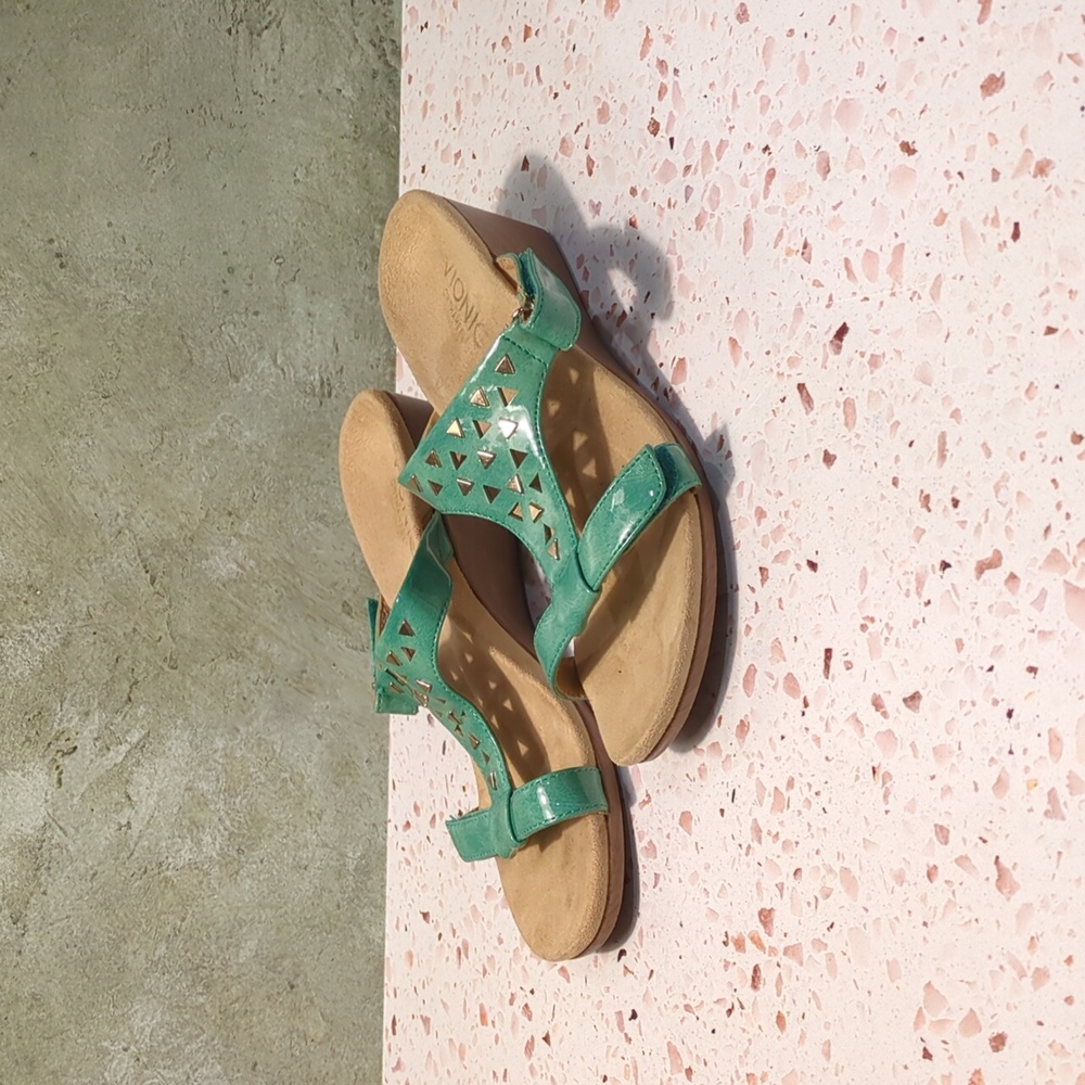 Vionic | T Strap Sandals Orthaheel Aqua Gold Metal Adjustable Maggie | 6
